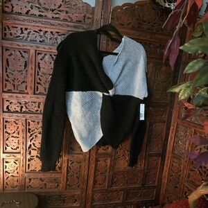 NOBO Black and Gray V-Neck Sweater